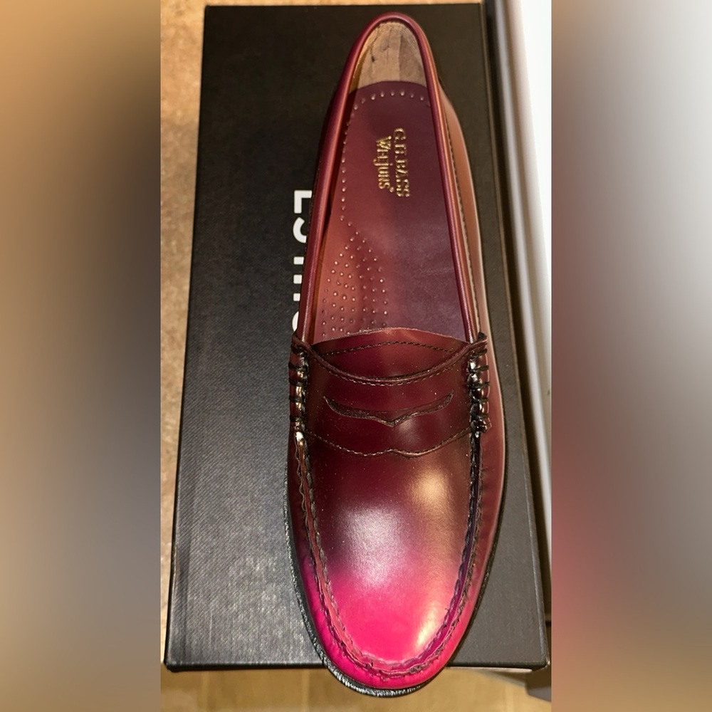 G.H. Bass & Co. Burgundy Ombre Whitney Loafers - Picture 2 of 8